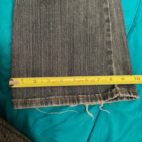 Mudd flare leg jeans with holes - Picture 5 of 5